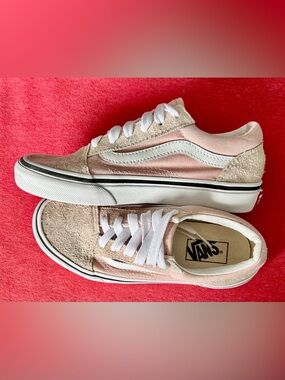 Vans Old Skool Sneakers in Light Pink and White